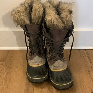 Amazing waterproof Sorel snow boots!